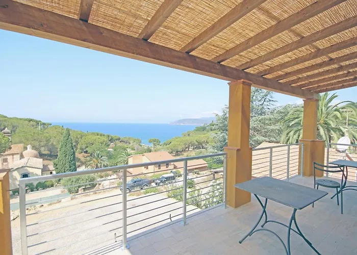 Апарт-отель Artemide 3*